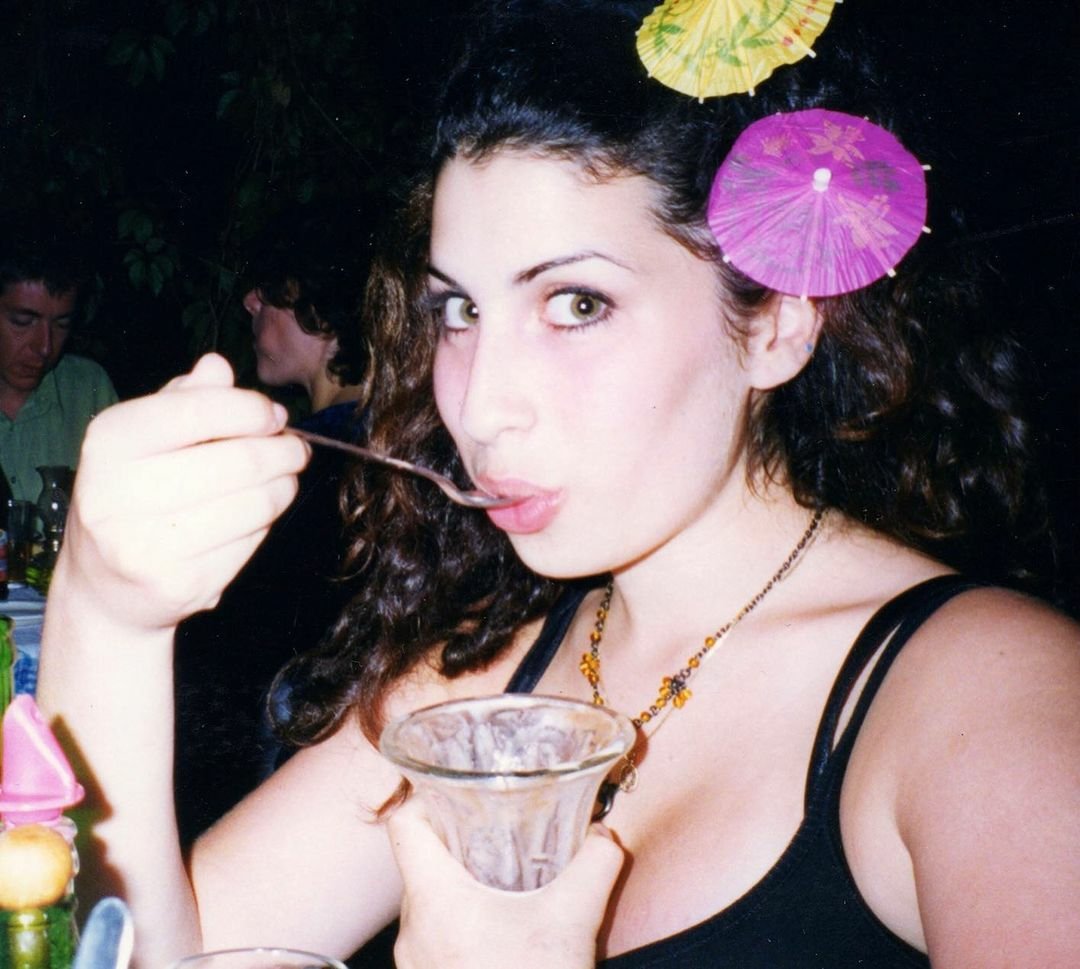 Happy birthday Amy Winehouse  you are missed! 