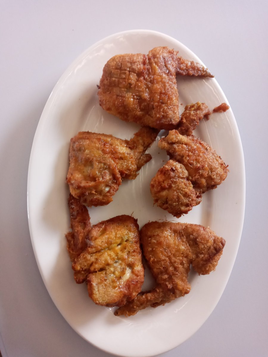 XolisKitchen's tweet image. Xoli's kitchen 0713065130 or check google maps Xoli's kitchen, 273 Zone 2 Reutlwile view Zinniaville