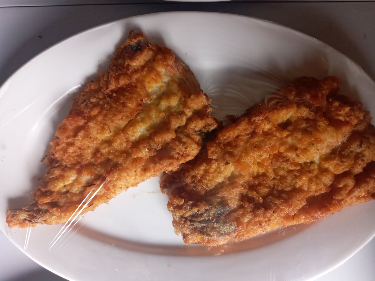 XolisKitchen's tweet image. Xoli's kitchen 0713065130 or check google maps Xoli's kitchen, 273 Zone 2 Reutlwile view Zinniaville