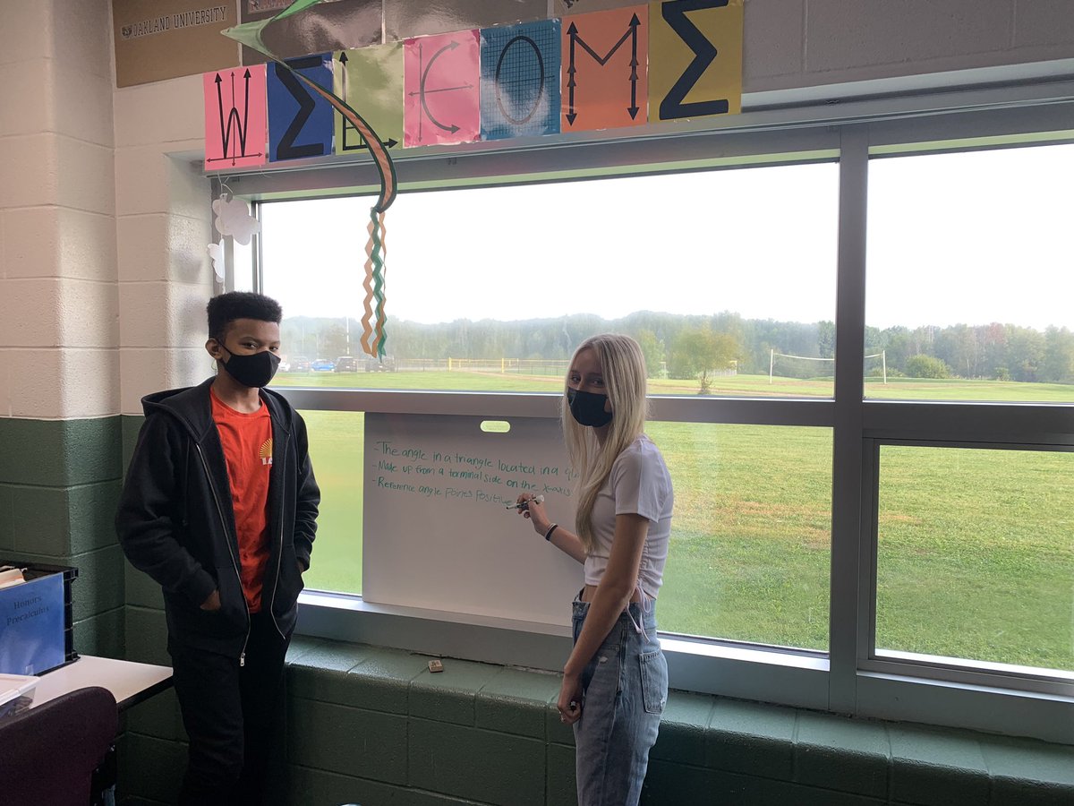 Mr_Burden_TA's tweet image. Day 6: Honors Pre-Calc working hard on defining Reference Angles. #180DaysOfLearning #AdminChallenge #AlwaysLakeOrion #NoEasyButton