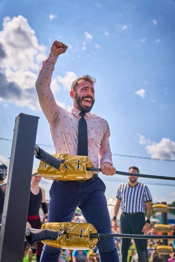cpawrestles's tweet photo. Just put your head down and go
📷 @fakefamousphoto
#girlswithink #faithnomore #canceled #riotfest #mentalhealth #CPA #evidence #outdoorshow #danterry #911 #ECDUB #cuteguyswithnipplesconstantlyvisiblethroughtheirshirt https://t.co/Cx8HiAW1Zc