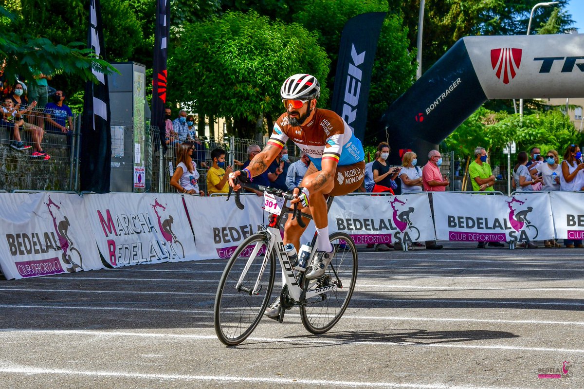 dabizvior's tweet photo. Enorme finde,ciclismo entre honores 😝#bejar #candelario #sierradebejar #bedelalsa #canturodau #empedrau https://t.co/cZPyB11ZOm