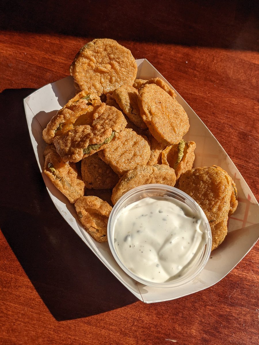 Bluebirdchicago's tweet photo. For limited time only!!!! Fried Pickle Chips! 
Tangy, Crispy, with a bit of spice, you won't want to miss these! https://t.co/GfffLYdBJO