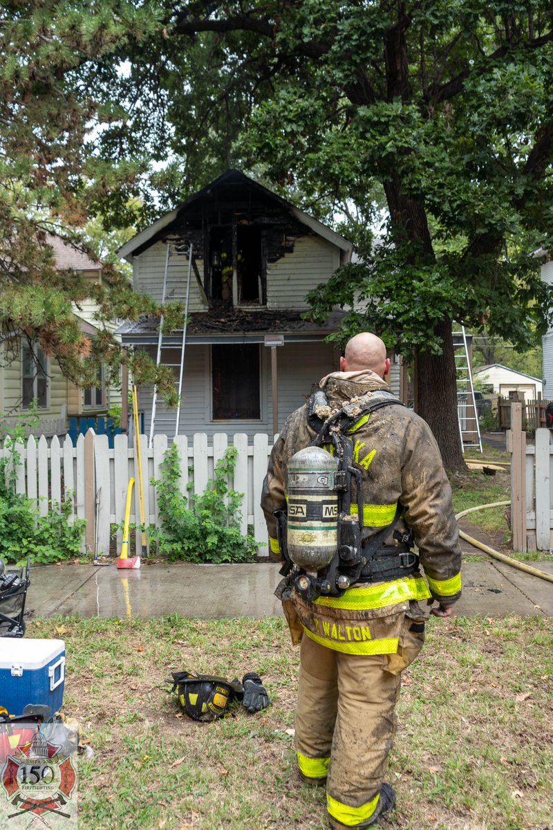 Topekafire's tweet photo. Fire crews responded to a house fire at 1278 SW Lane Street today just after 1:40. All the residents were able to escape the fire without injuries. #topekafd https://t.co/6GcaAE9m27