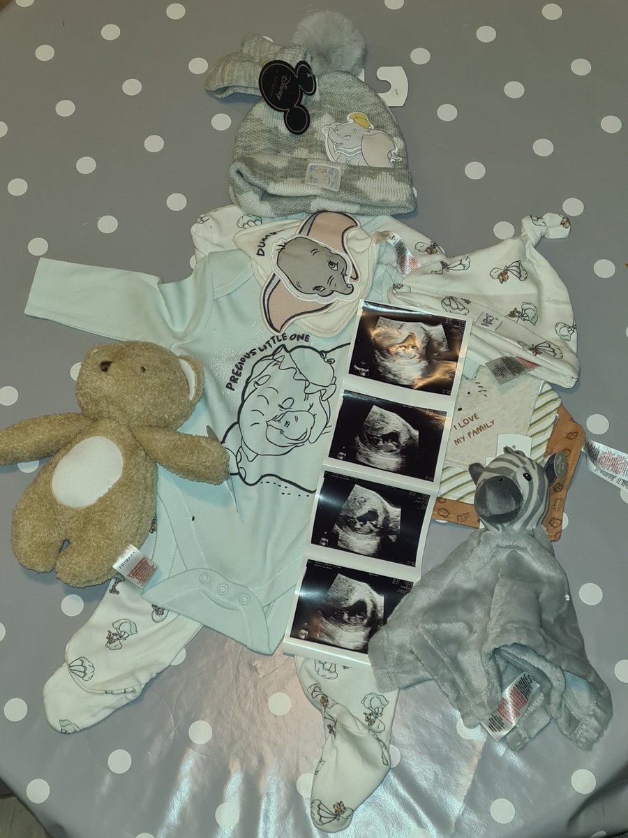 catherinehutch6's tweet photo. Me and @maximus7651  are expecting a new addition🤣 https://t.co/2Uuox9fvNa