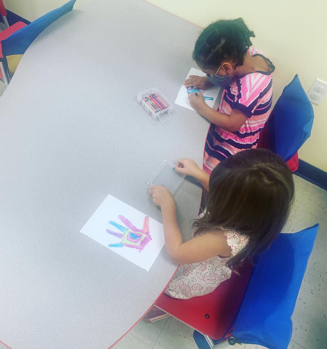 unitycharter's tweet image. The kindergarten Honey bees completed their classroom guidelines today! Instead of signatures we traced each of their hands and they decorated them ☺️🐝🙌🏼