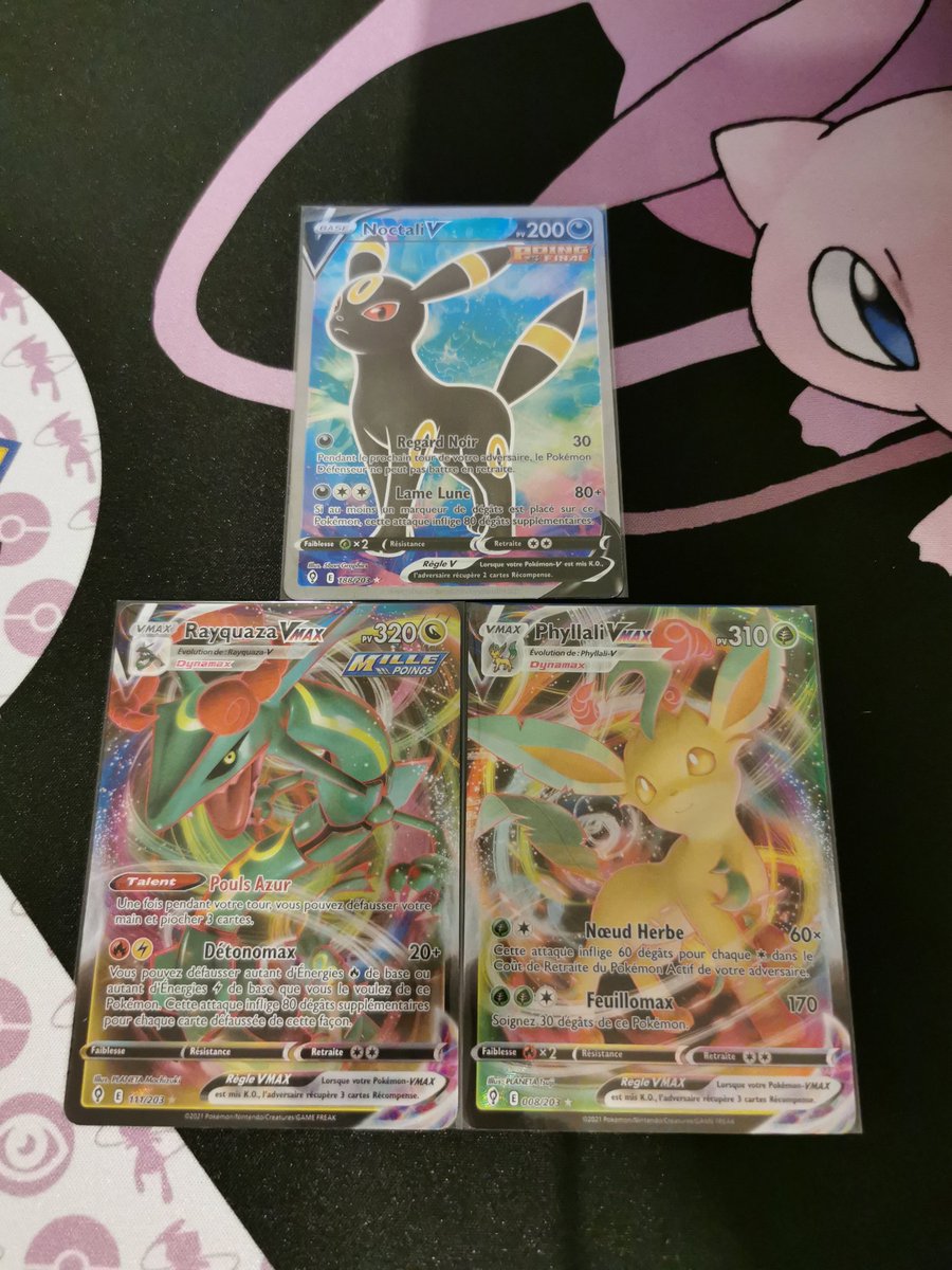 BakaNeme's tweet image. Une display entière ouverte avec ma femme hier, et on ne regrette pas de l'avoir ouvert 😍💯
#evolutionceleste #eb07 #Pokemon