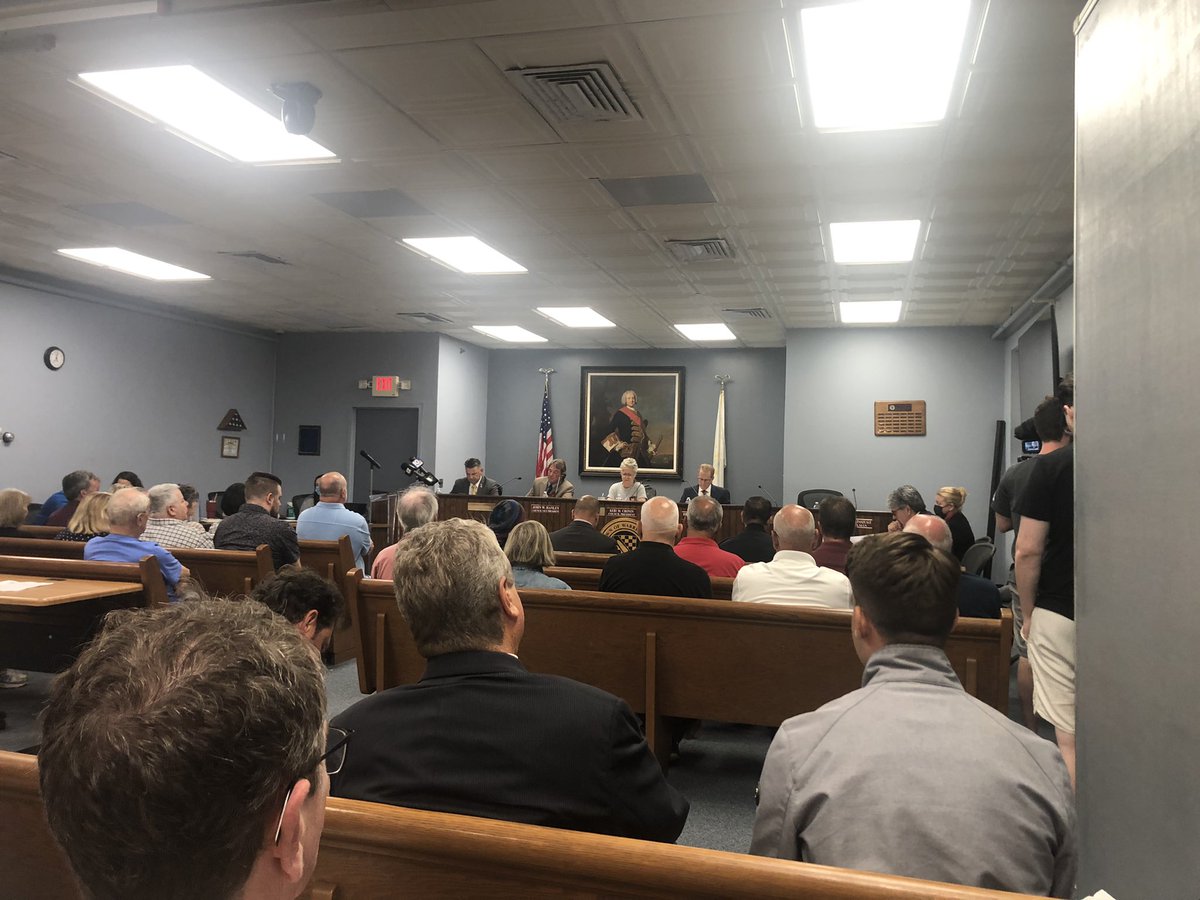 LocalEHartley's tweet photo. Full house and TV news stations at Warren Town Hall tonight for Town Council where they will discuss the future of the Italo American Club. https://t.co/elQpZ09cYe