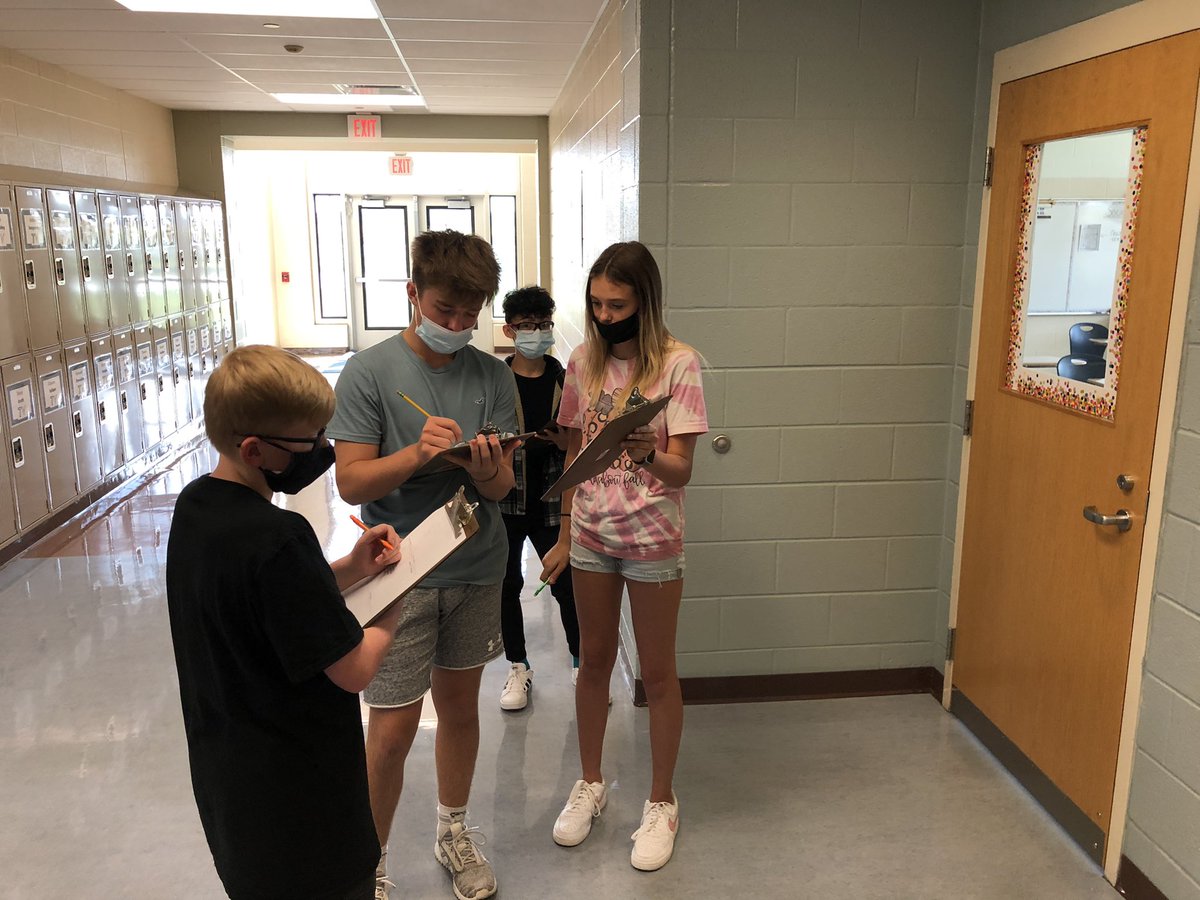 tvems's tweet photo. 8th graders having fun solving equations! https://t.co/HxtAScG7El