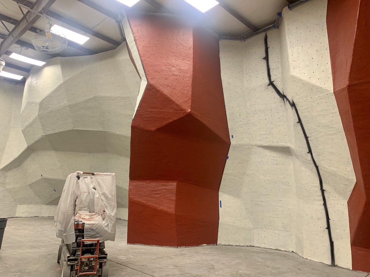 trirockclub's tweet photo. We are making progress on the @trirockclub - #MorrisvilleNC Classic refresh project! Most of the white is primer and will eventually be painted. More updates to follow as the @eldowalls work crew gets further along.

We'll wrap up by Oct. 1st! https://t.co/edrBBrxDKz