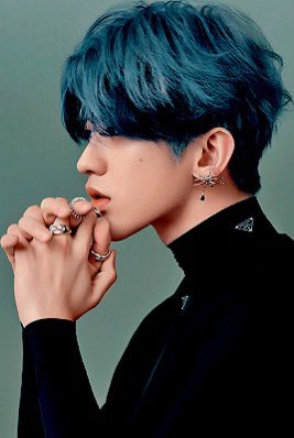 xukuncontent's tweet photo. — KUN
#蔡徐坤 #CAIXUKUN #xukun https://t.co/PnFdkEAhqL