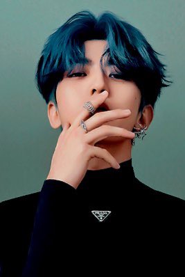 xukuncontent's tweet photo. — KUN
#蔡徐坤 #CAIXUKUN #xukun https://t.co/PnFdkEAhqL