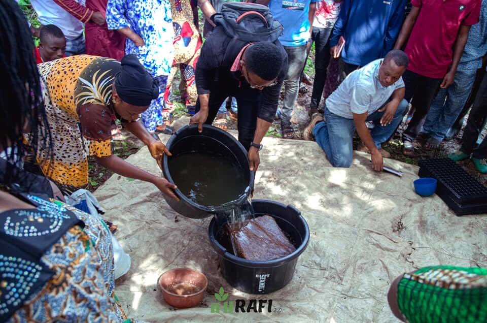 Ekiticonnectng's tweet photo. “If you are doing the work, tell the story!” Should be a principle that every young person live by. 

Following the Team RAFI’s trajectory, the second cohort of hands on vegetable farming training which have been on for some weeks have further projected that... https://t.co/28Kj22yyHG