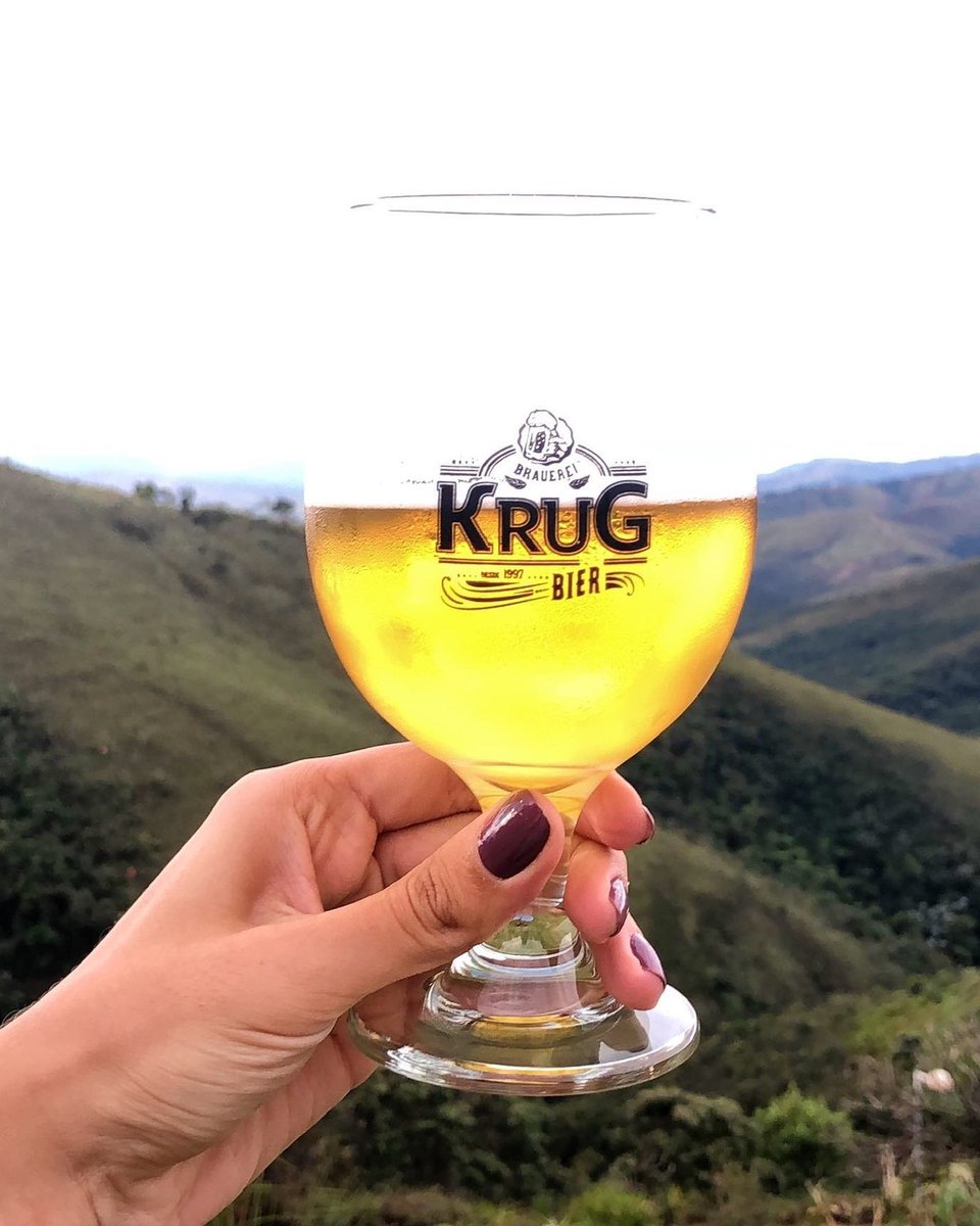 Oh! Quem te conhece, não esquece jamais!!!💚

Somos com orgulho a primeira cervejaria do Estado de MG e honramos o compromisso de produzir a melhor cerveja pra vocês. 

Conta pra gente, qual seu lugar predileto pra tomar aquela Krug geladíssima?! 

#krugbier #cervejaartesanal