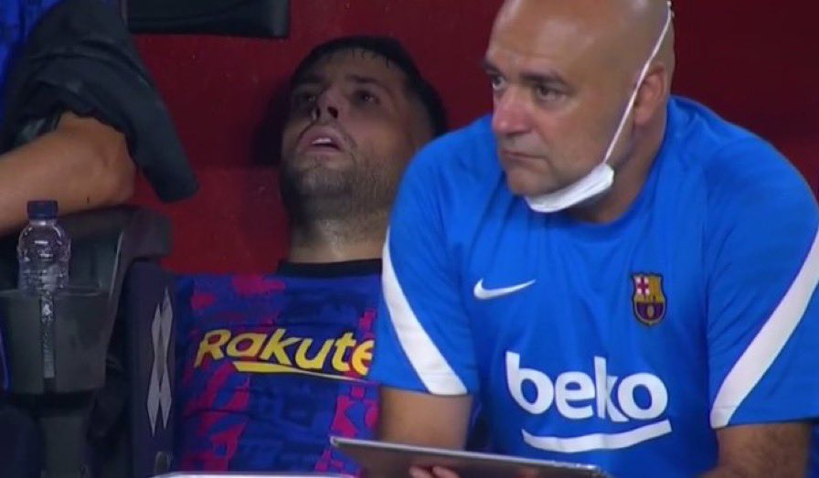 Footballogue's tweet photo. [#UCL] Match compliqué pour Jordi Alba ce soir…🥴 https://t.co/Lorq0h1Z8L