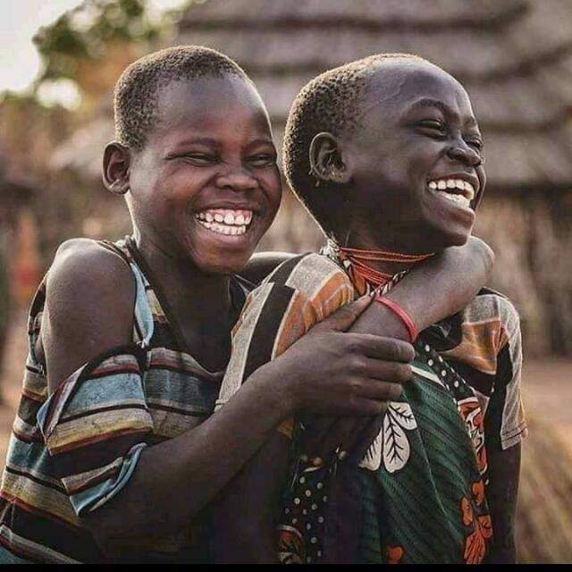 Mxolisi_Gaba's tweet photo. They are bored those one theirs no looting anymore phela uZuma uphumile😂😂😂😂😂 https://t.co/AeSAoEXnAW