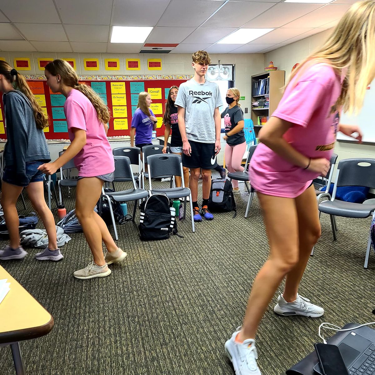 SraHenkel's tweet photo. Quizlet Live goes NEXT LEVEL with Quizlet relay! Game on! #loslobos🐺 #mhsinspire https://t.co/bBONMjaoGH