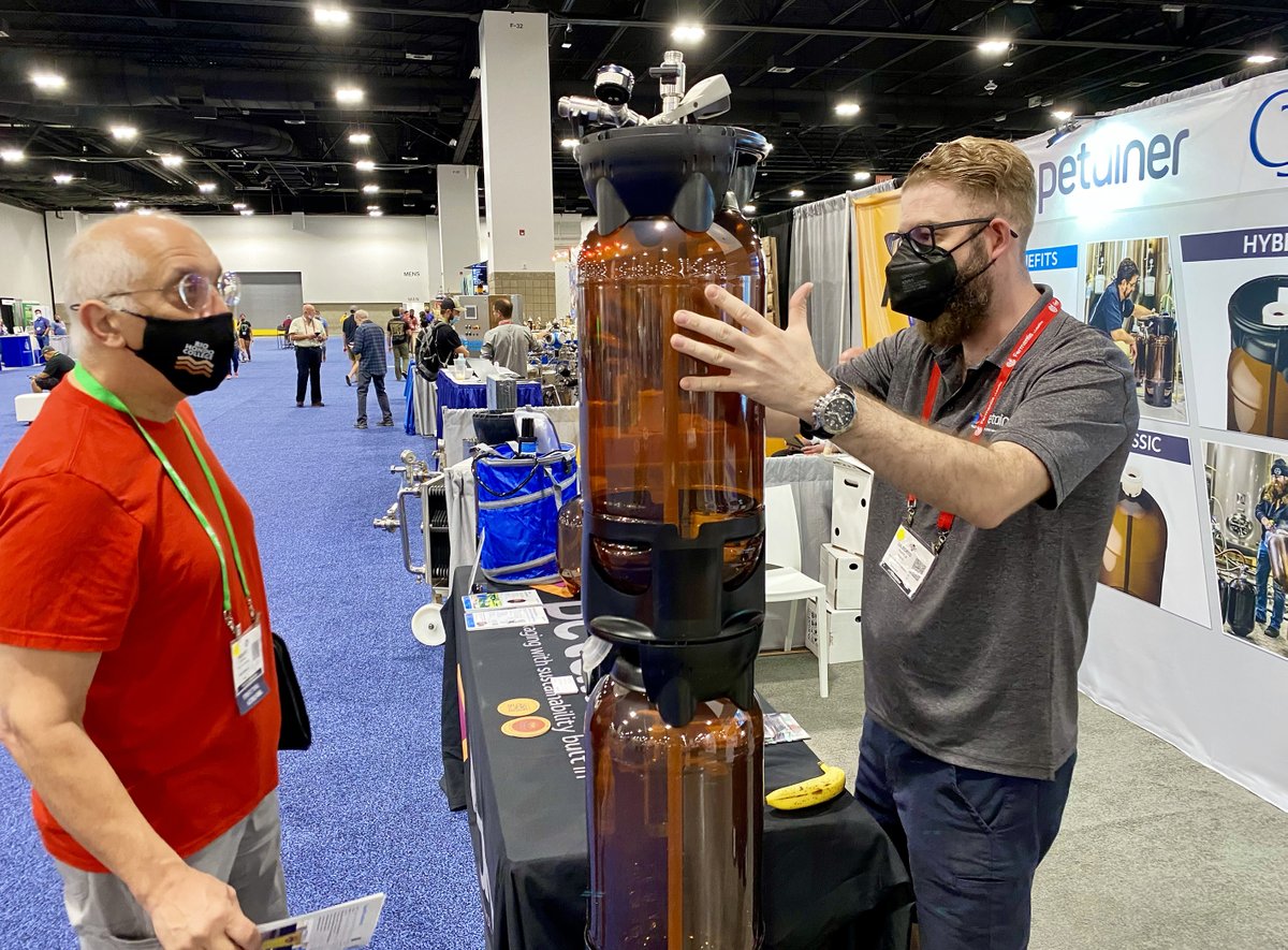 petainer's tweet photo. We had a blast last weekend at the #CraftBrewersConference 2021 in Denver, Colorado! Thanks to everyone who visited our booth to talk with our team and learn more about Petainer’s solutions for the beer market!

#cbc21 #tradeshow #petainer #oneway  #petainerkegs https://t.co/0OnxShTJYT