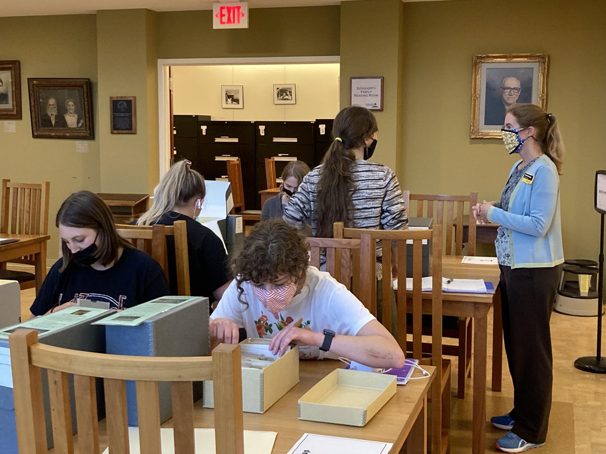 AppStateSCRC's tweet photo. Members of Dr. Andrea (@HistoryAndrea) Burns' HIS 5640 class (Interpretation in Museums) visited Special Collections to prepare an exhibit for the ‘Boone 150’ sesquicentennial celebration!
#AppStateHistory #PublicHistory #Boone150 #JonesHouse https://t.co/99WVShTfnH
