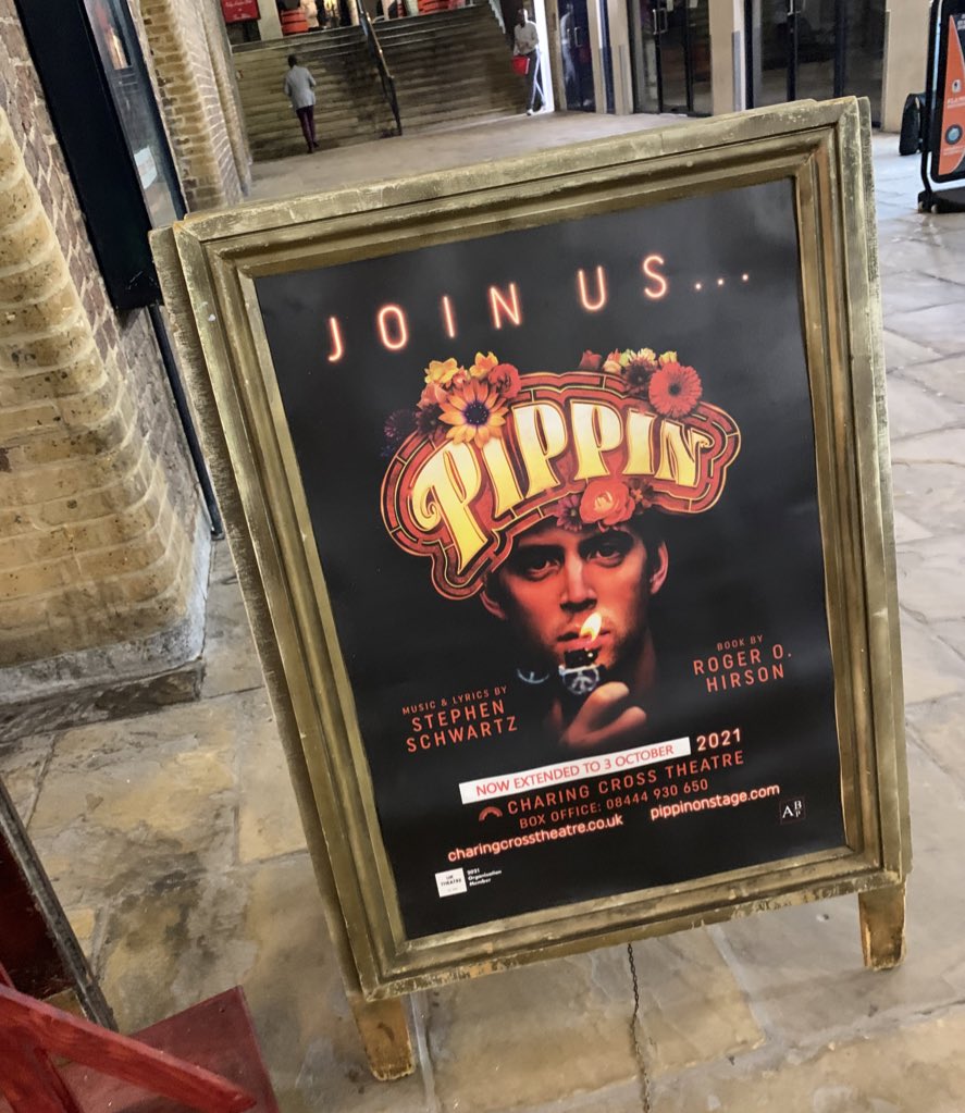 🎭🎶 Gotta find my corner of the sky…

From yesterday’s film about finding your place &amp; purpose in the world -to #midweektheatre on the same theme.

Long wanted to see @composerstephen’s show &amp;  <a href="/OnPippin/">PippinOnStage</a> <a href="/CharingCrossThr/">CharingCrossTheatre</a> was a real treat.

Great music, great cast, great staging