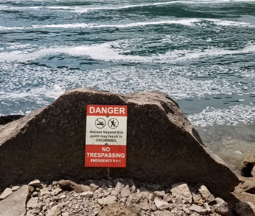 <a href="/NiagParksPolice/">Niagara Parks Police Service</a> advising that the Whirlpool Trail in the lower Niagara River Gorge is closed due to high water levels. Please avoid the area for your safety. <a href="/NiagaraParks/">Niagara Parks</a> <a href="/FallsFireCalls/">Niagara Falls Fire Calls</a> <a href="/NiagaraEMS/">Niagara EMS</a> <a href="/NiaFallsFire/">Niagara Falls Fire - Canada</a> <a href="/NiagRegPolice/">NRPS</a>