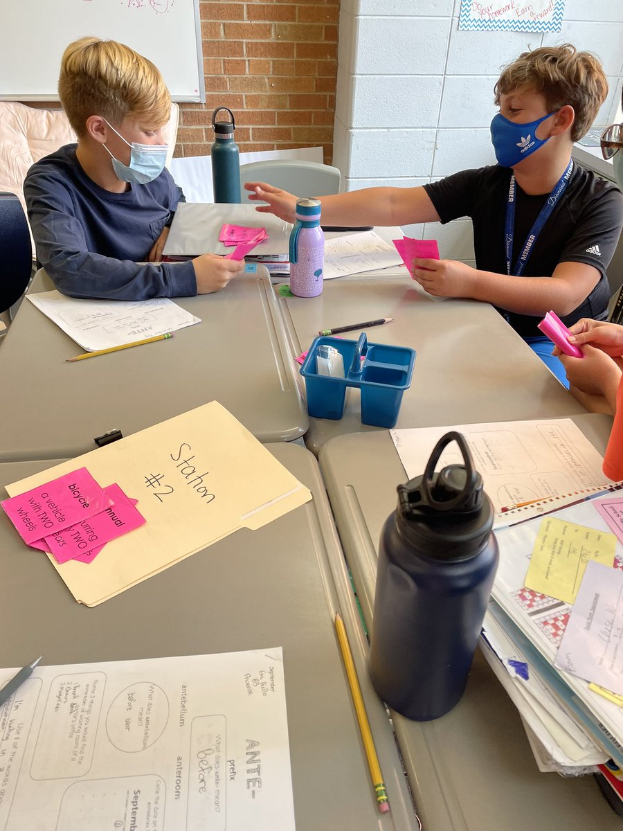 Elena Caracci tweet media