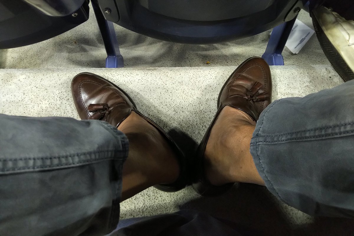 OtcCor's tweet photo. Its an Alden tassel loafer day https://t.co/T5bFy9LTsI