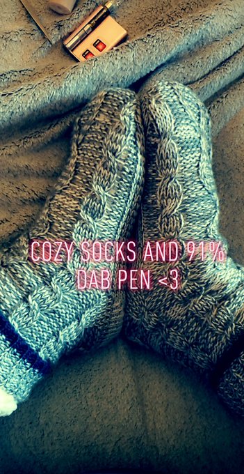 ☆ FinDom ♡ paypig ♡ cashslave ♡ footfetish ♡ worshipme ♡ retweet ☆ https://t.co/BWwC5isQRW