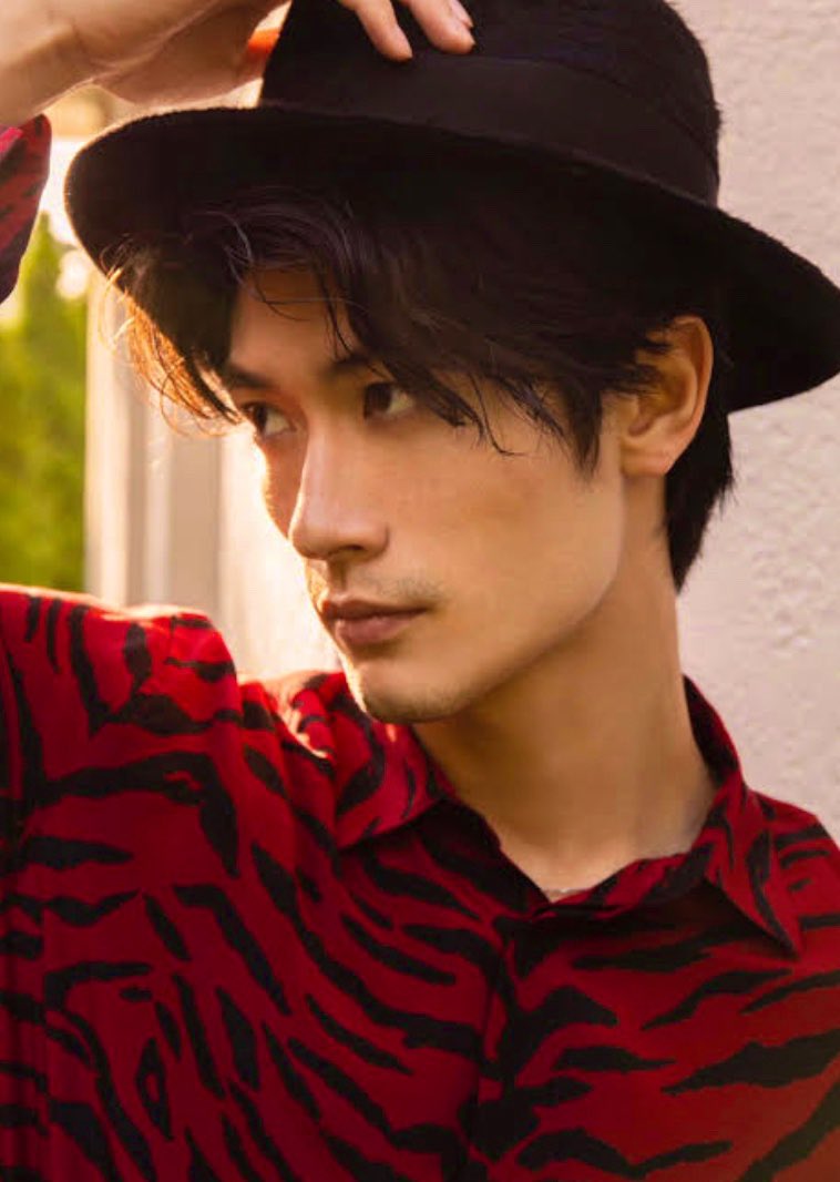 激レア　三浦春馬さん　着用　ポールスミス　マルチカラー　ボーダー　ニット 激レア 三浦春馬さん 着用 ポールスミス マルチカラー ボーダー