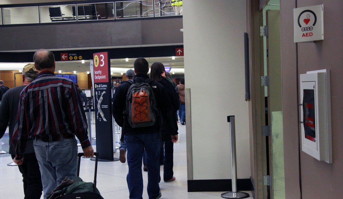 UW Medicine Newsroom (@uwmnewsroom) on Twitter photo Passengers <a href="/SeaTacAirport/">Seattle Tacoma Intl. Airport</a> from 2004-2016 who suffered cardiac arrest on board or in airport had better survival rates than national average <a href="/AmericanHeart/">AmericanHeart</a> <a href="/HealthDayTweets/">HealthDay News</a> reports, due to CPR & AEDs. Study researcher <a href="/Nchatterjeemd/">Neal Chatterjee</a> <a href="/UWCardiology/">UW Cardiology</a> comments bit.ly/3AiOAxu Passengers <a href="/SeaTacAirport/">Seattle Tacoma Intl. Airport</a> from 2004-2016 who suffered cardiac arrest on board or in airport had better survival rates than national average <a href="/AmericanHeart/">AmericanHeart</a> <a href="/HealthDayTweets/">HealthDay News</a> reports, due to CPR & AEDs. Study researcher <a href="/Nchatterjeemd/">Neal Chatterjee</a> <a href="/UWCardiology/">UW Cardiology</a> comments bit.ly/3AiOAxu