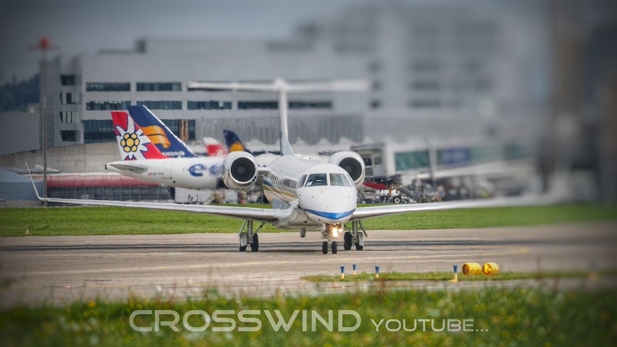 BrunoLauper's tweet photo. Planespotting Close Up
Zurich Airport 24.08.2021
Part 3
•
Video on YouTube
by crosswind
•
#esdan #Embraer #ERJ135BJ #legacy650 #tiltshift #privatejet #Businessjet #corporatejets #closeup #bisenkonzept #ostwind #takeoff #Runway10 #planespotting #zrh #zurichairport https://t.co/epWGKYZTtq