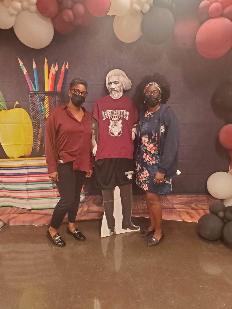 FDA VIII (@fdaviii_) on Twitter photo Partners in educating the Spring Creek community <a href="/cgrandchamps1/">Chantal Grandchamps</a> <a href="/GatewayIs364/">GATEWAYIS364</a> Principal Fraser 💪🏾
<a href="/TamraCollinsD19/">Tamra Collins</a> @ExecSuptKWatts <a href="/NYCDistrict19/">Community District 19</a> Partners in educating the Spring Creek community <a href="/cgrandchamps1/">Chantal Grandchamps</a> <a href="/GatewayIs364/">GATEWAYIS364</a> Principal Fraser 💪🏾
<a href="/TamraCollinsD19/">Tamra Collins</a> @ExecSuptKWatts <a href="/NYCDistrict19/">Community District 19</a>