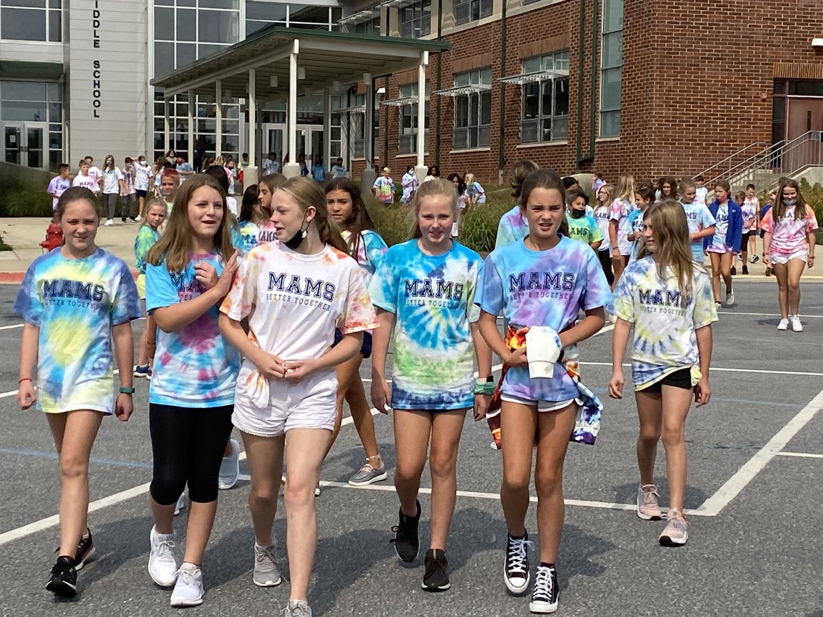 MtAiryMiddle's tweet photo. WE ARE BETTER TOGETHER! Fall Spirit week 2021! Tomorrow is blue and gold day!  @SharonD_Lilly https://t.co/flp6rsKFUw