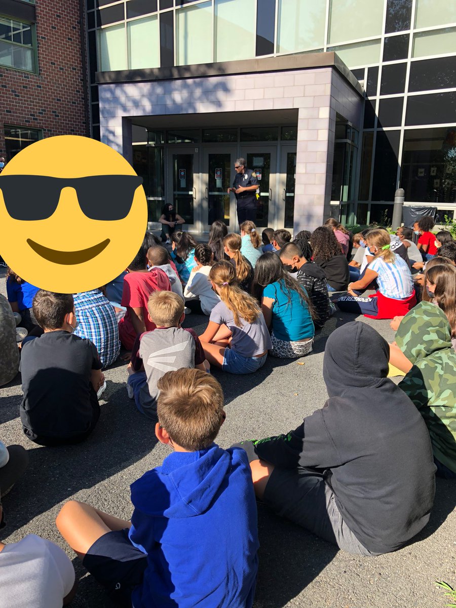 MsMacmaster's tweet image. Back to school means bus evacuation practice! These kiddos did a great job listening and showing the 1st graders how it’s done!