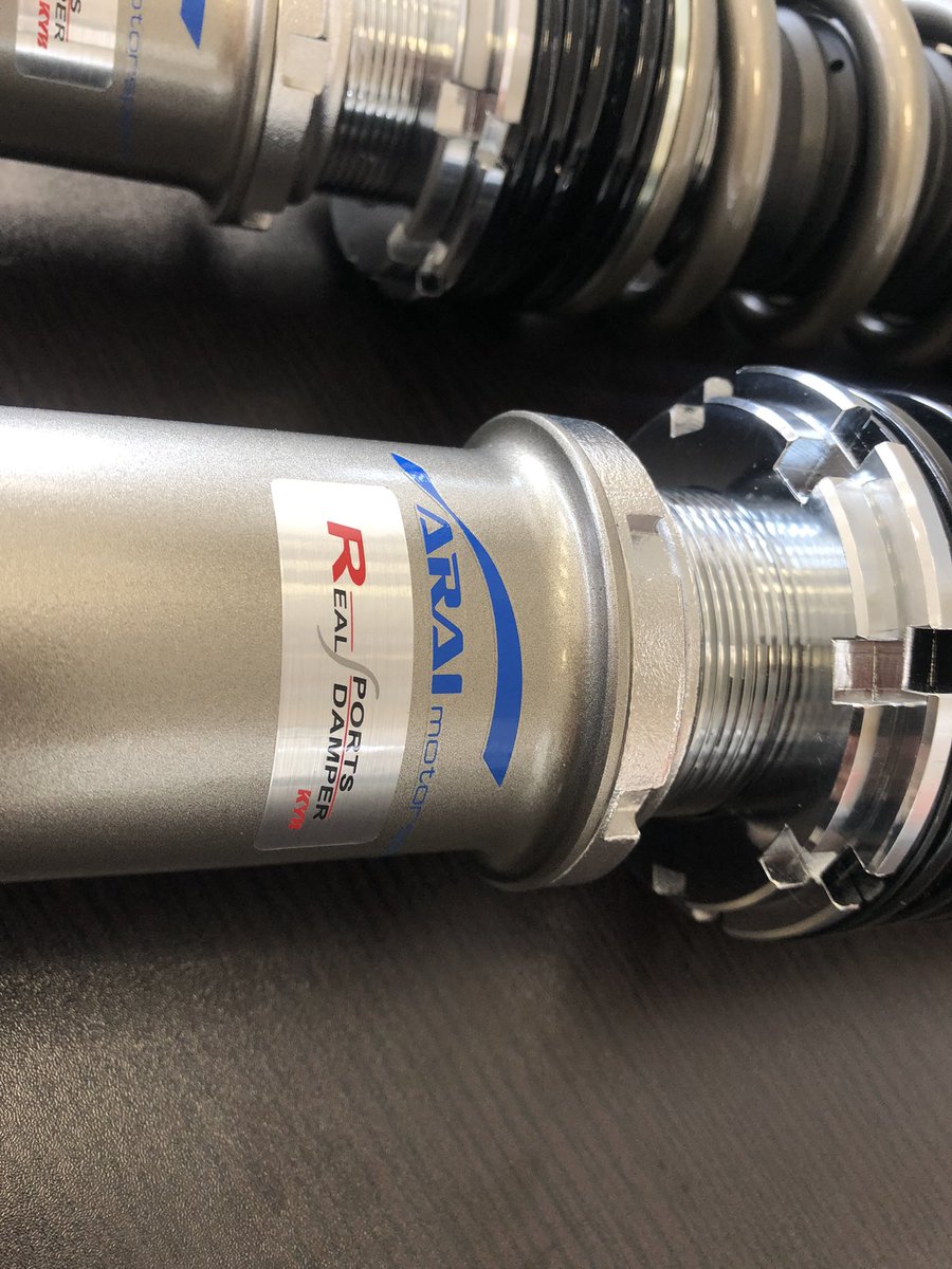 KYBリアルスポーツダンパーARAIスペック