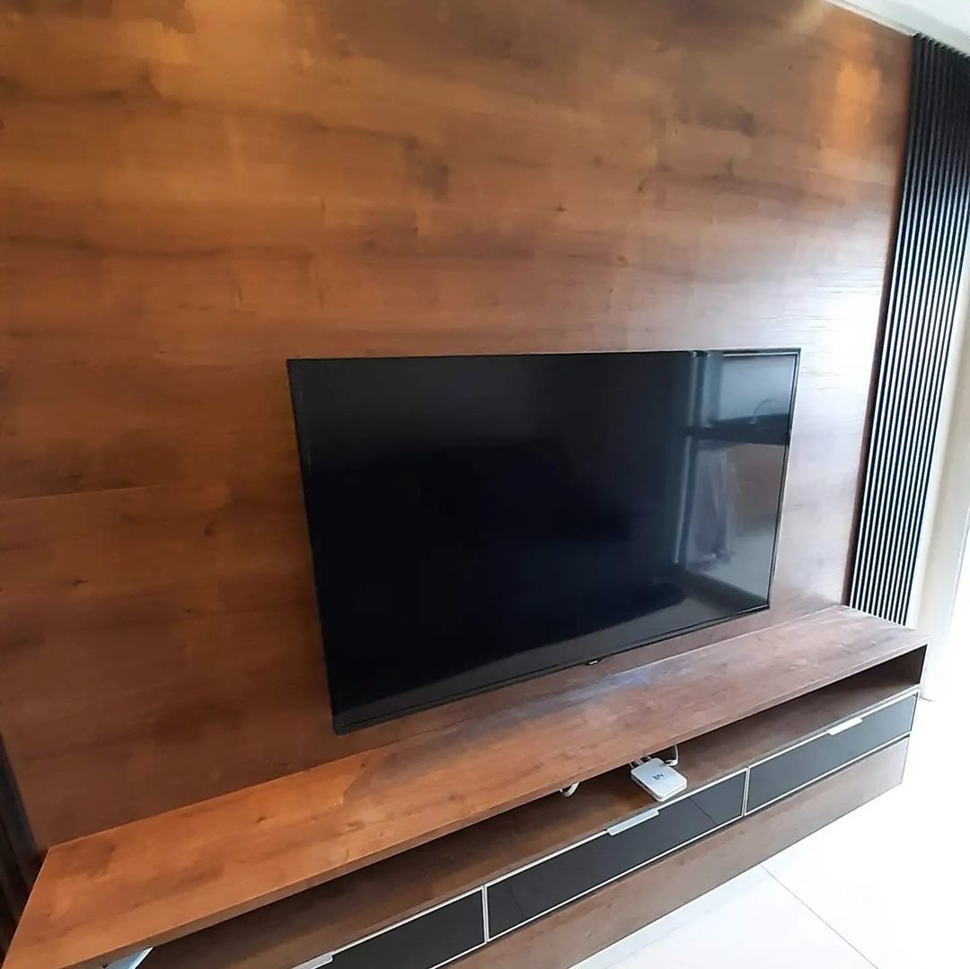 DecorataMoveis's tweet photo. Painel de TV nessa sala de cinema do Luiz! Detalhes do ripado na cor preta e as frentes de vidro preto nas gavetas.
#decorata #moveisplanejados #decoração #interiores #praiagrande #santos #baixadasantista #arquitetura #design #designdeinteriores #arquiteturadeinteriores https://t.co/YuoRx0Qnh4