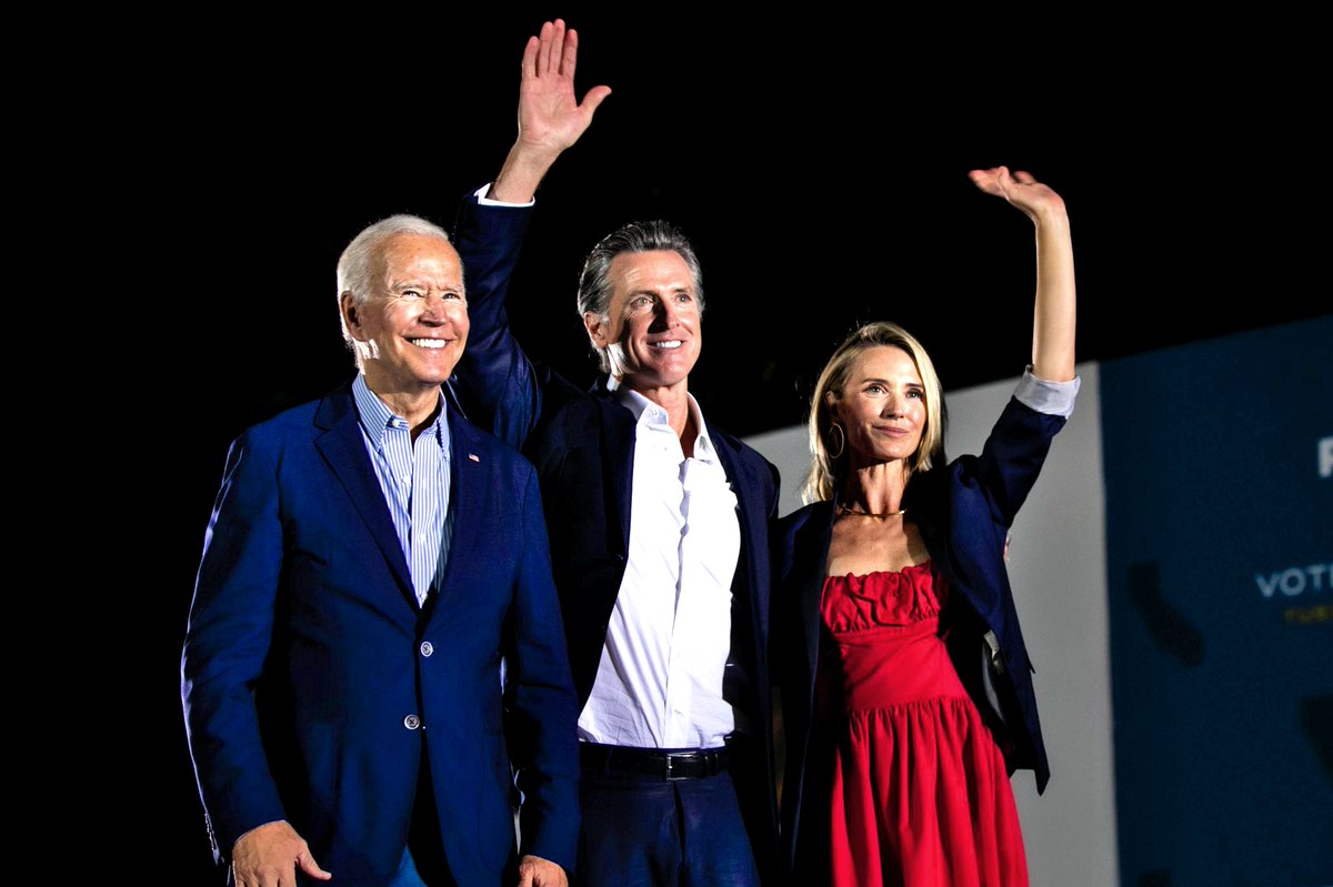 NoLieWithBTC's tweet photo. BREAKING: Gavin Newsom (D) has won the California recall election in a massive landslide victory, dealing a major blow to Republicans. (per @Redistrict) https://t.co/JJTTAH6YMz