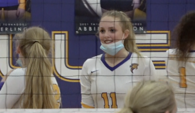 Channel1450com's tweet photo. Taylorville Takes Down Mahomet Seymour In Apollo Showdown (HIGHLIGHTS) https://t.co/Cgf1kQjdPs https://t.co/hG5r0XdIBs