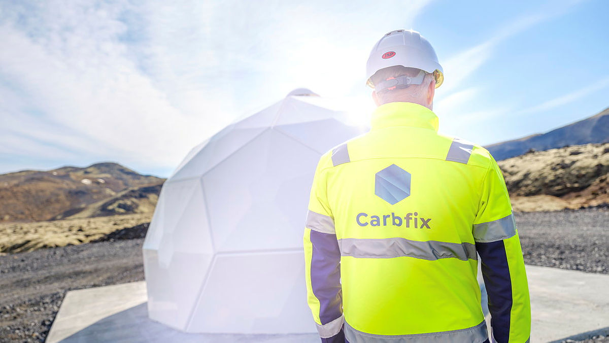 edda_ara's tweet photo. ‼️@Carbfix is hiring‼️ We are looking for big-minded and aspiring carbon killers that want to tackle the climate crisis head on. Do you have what it takes to be the program manager for the Coda Terminal or join our team of project managers? More here: https://t.co/SGMm7poaZL https://t.co/N6J32aeKC9