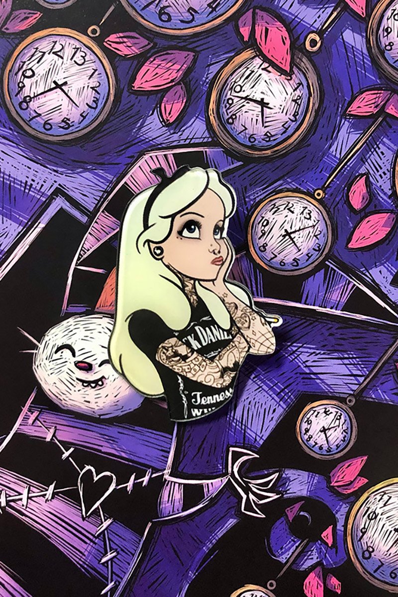 VampireFreaks's tweet photo. Fall down the rabbit hole with this dark Disney pin! Relive your childhood with a very emo Alice… all grown up and gothed out!
#goth #gothic #alternativestore #gothstore #alternativedisney #vampirefreaks #emofashion #alternativefashion #altgirl https://t.co/yb1gs3nnu2