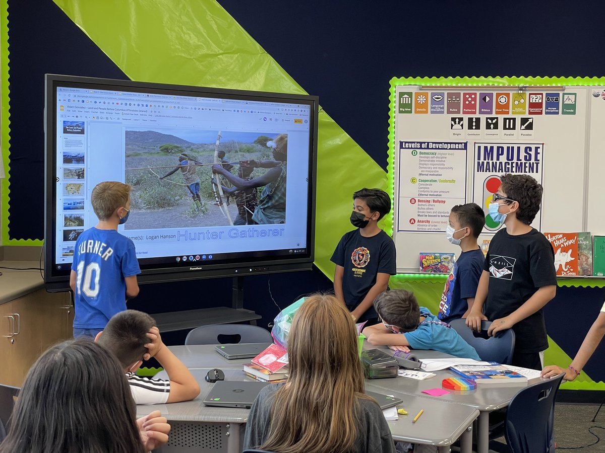 More #ThinSlides magic!  Judges gave up to 15 points based on 3 criteria:
🧑🏻‍⚖️ 1 Photo (high-quality)
🧑🏻‍⚖️ 1 Word (social studies vocab)
🧑🏻‍⚖️ 1 Slide (creativty designed)