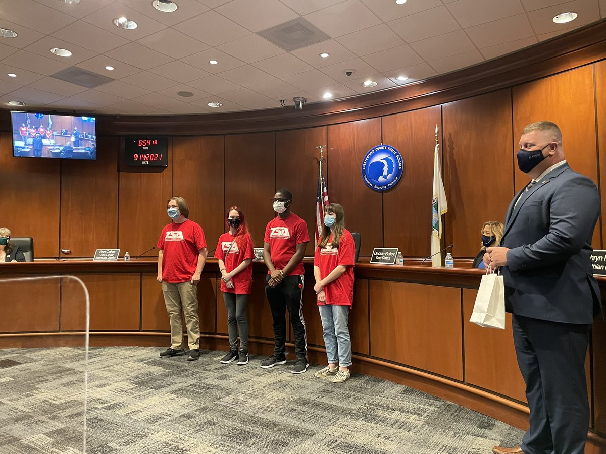 ThomasTaylorEdD's tweet photo. So proud of our TSA (technology student association) and @SkillsUSA state winners from #oneCCPS @CCPSCTE @Virginia_CTE @ccpsinfo @MaclinChad https://t.co/XCATBVmB3l