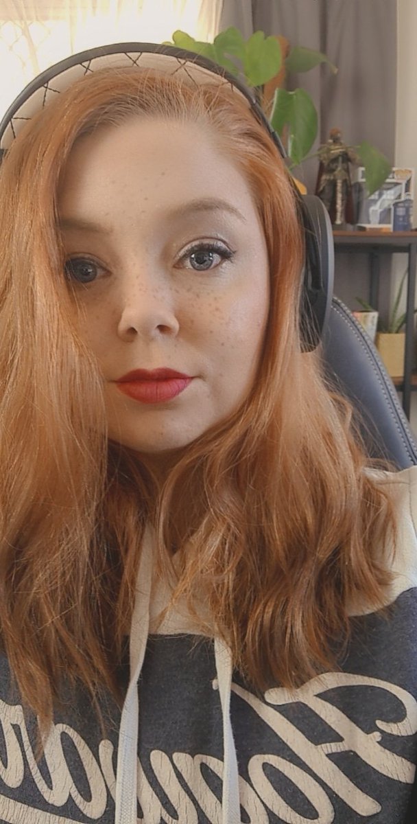 megpeamaam's tweet photo. Streaming some Genshin Impact and also still running the GIVEAWAY!! Art vouchers and game vouchers to be won, come on by! https://t.co/sW7zJTWzWR