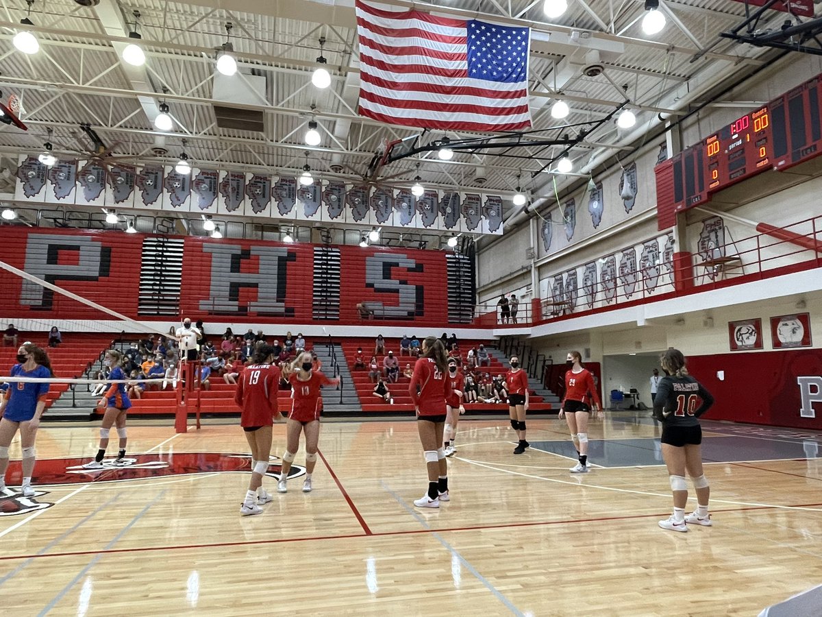 PalatineATC's tweet photo. Tonight’s games 
GVB vs Hoffman Estates
BSOC vs Rolling Meadows 
🔴☠️⚫️🏐⚽️ GO PIRATES!! @PalatineGVB @Soccer_PHS @PalAthletics https://t.co/sB7PTiPlWi