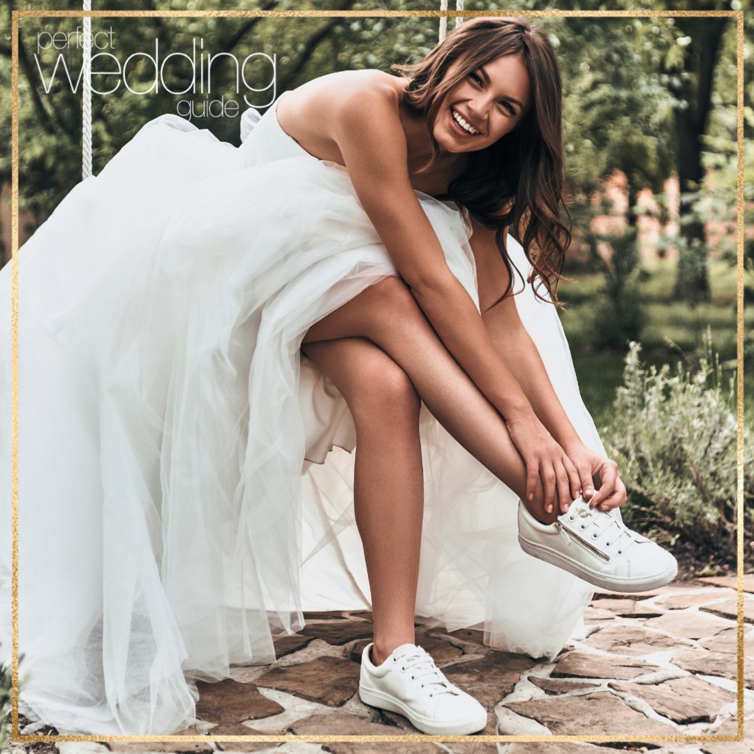 PerfectWedding's tweet image. Style 👠 or 👟comfort?
What type of wedding day shoes are you wearing?