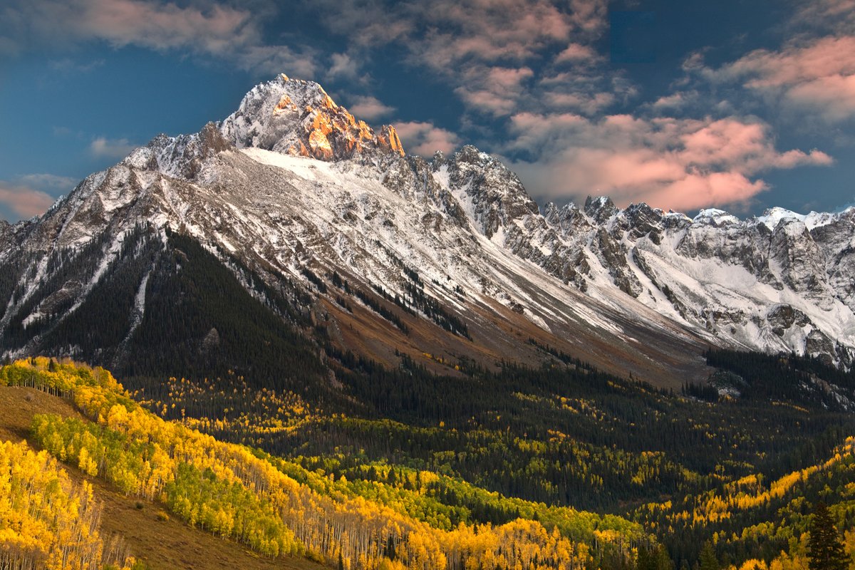 It's #TravelTuesday again! Have you ever been on a Colorado #roadtrip and spotted Mt. Sneffels? Or even better, summited it? Tell us about it! 🏔#visitusaparks #thisismyroute #colorado #COroadtrip #mtsneffels #colorado14ers #14er