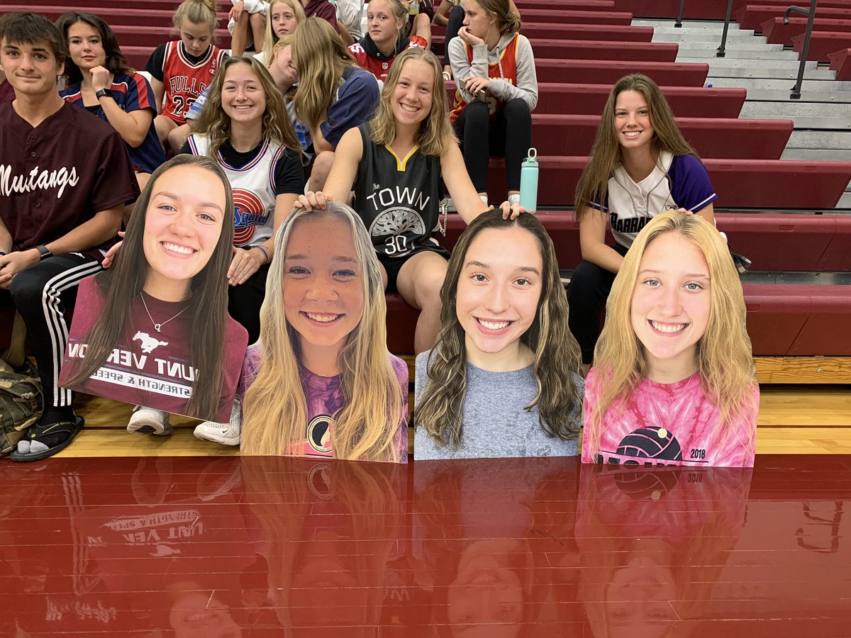mrbrandmvhs's tweet photo. Senior Night for #MVVB! #GoMVStangs #iahsvb https://t.co/WFobUnDD6f