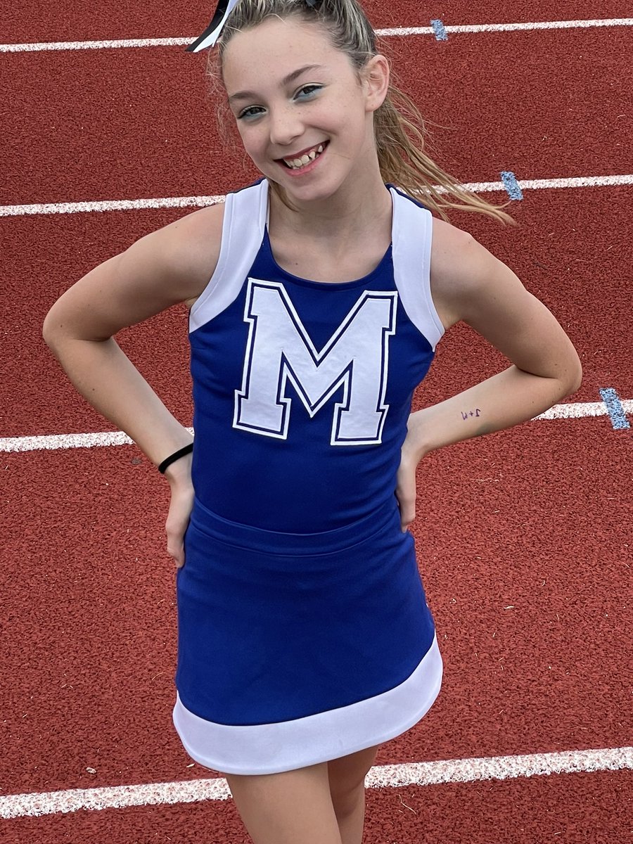 marywalters0312's tweet photo. Her 1st Cub game! Loss for 7th but 8th looking strong ๐ช๐ฝ #becausecubs #cubcheer @FSMSCubs ๐ ๐๐ค๐พ https://t.co/L1lCac0qOW