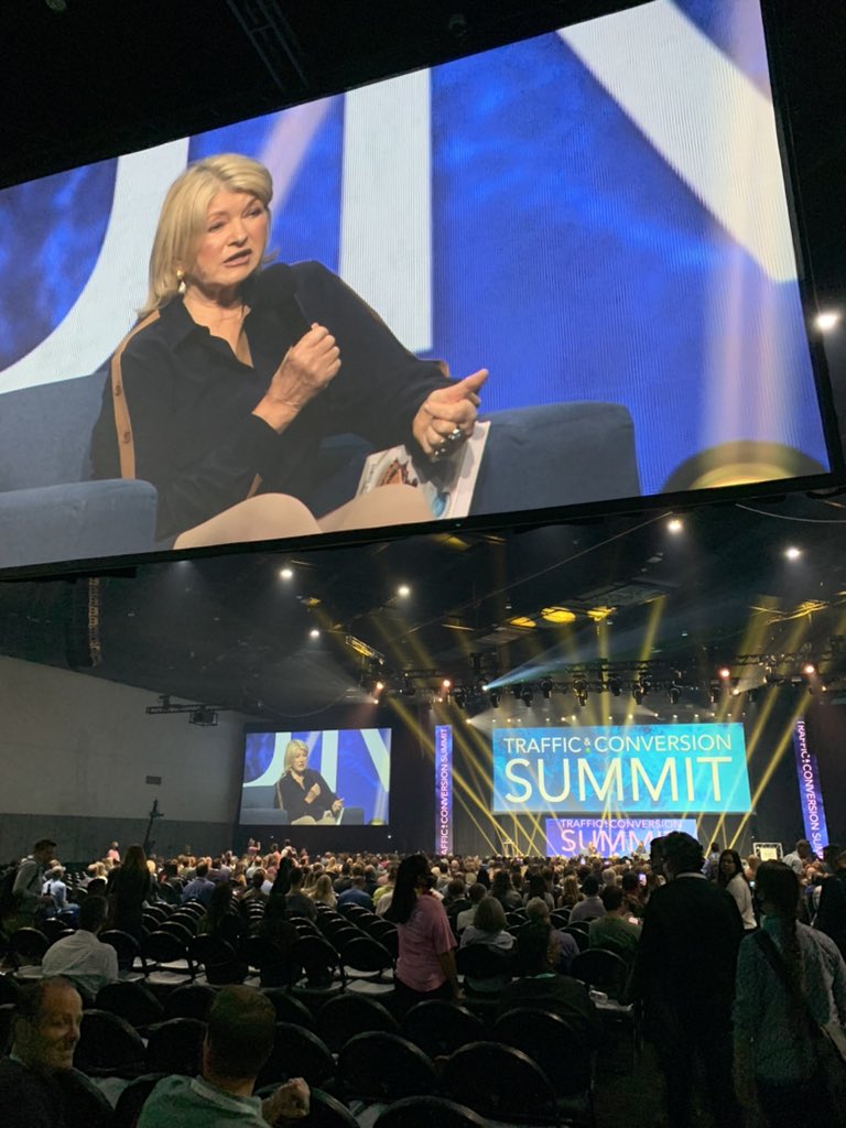 ElysaZeitz's tweet photo. @MarthaStewart giving some great tips on cocktails today at #tcs2021 🥂🍻 https://t.co/PoIinVLGNX