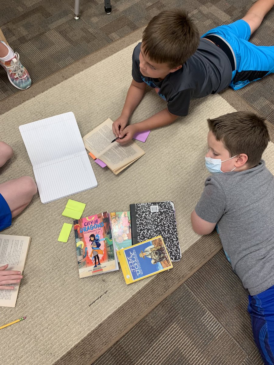 MrsDavis tweet media